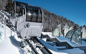 Tschuggen Grand Hotel - The Leading Hotels Of The World